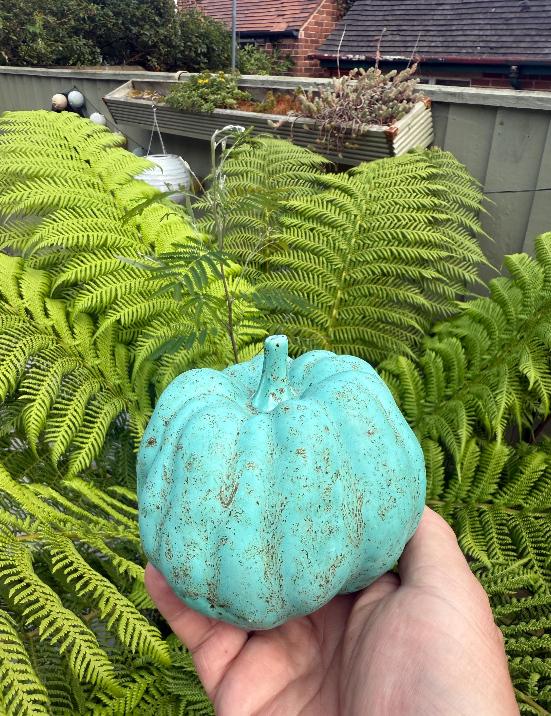 Ceramic Pumpkin Sculpture - Autumn/Halloween/Winter Decoration